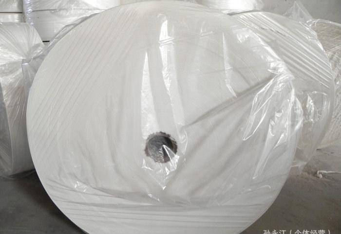 临沂盘纸厂常年销售盘纸 各种木浆餐巾纸原料 卫生纸等产品